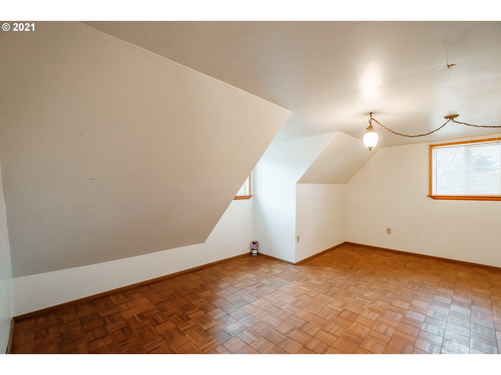 1005 Cascade Drive Lebanon, OR 97355 - Photo 20 of 32 a view of an empty room