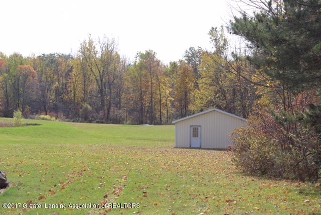 4233 Lansing Road Perry, MI 48872 - Photo 2 of 6 IMG_0179