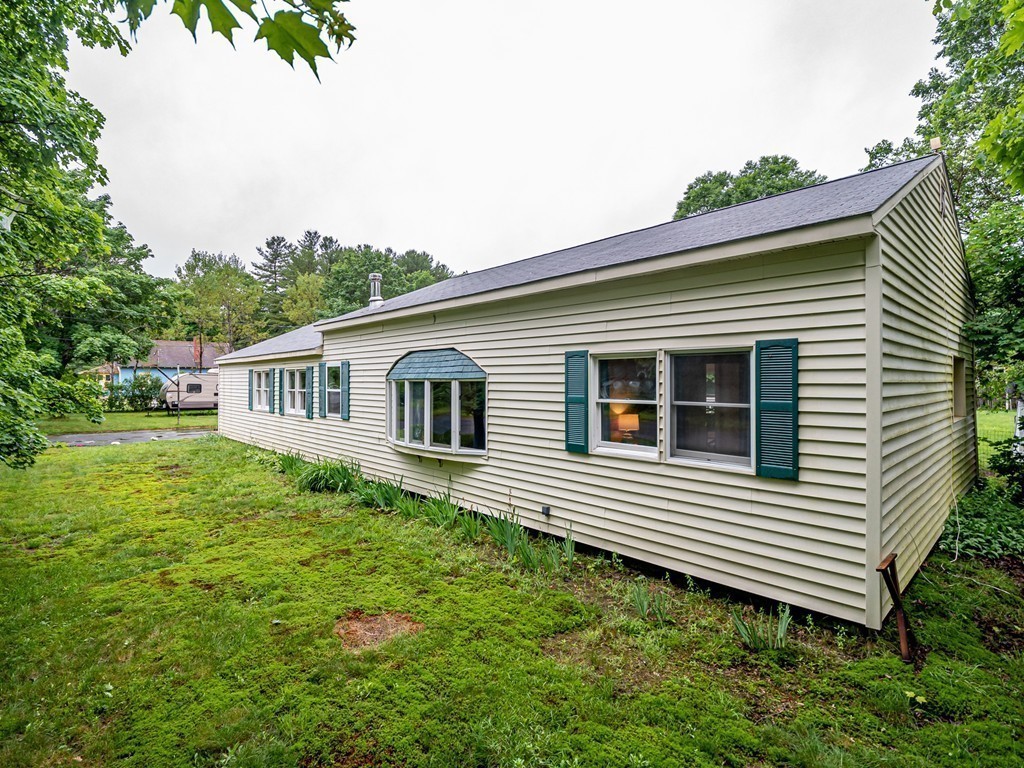 120 Hazen Road Shirley, MA 01464 - Photo 12 of 36 Gallery Image 12