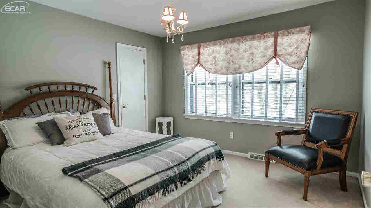 5341 Peppermill Road Grand Blanc, MI 48439 - Photo 31 of 41 21410599-30.JPG