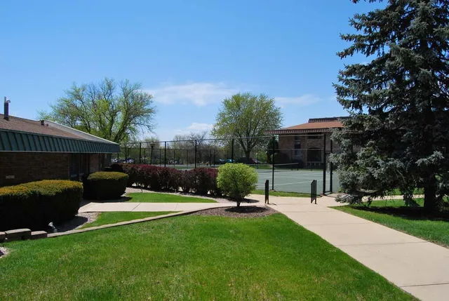 $79,900 | 4050 West Rivers Edge Circle, Unit 1, Brown Deer, WI 53209