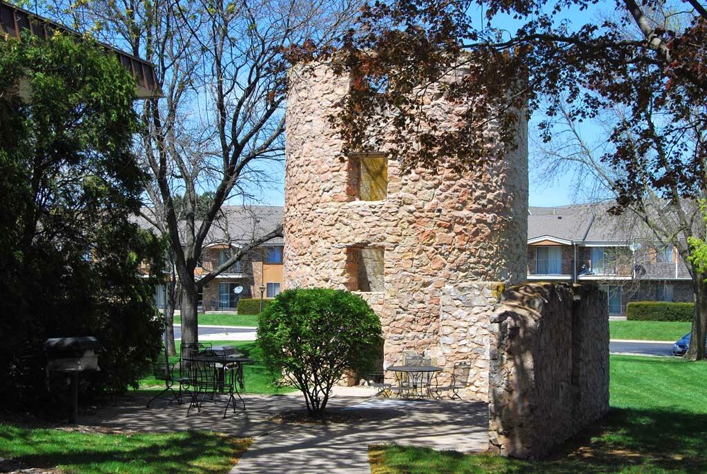 4050 West Rivers Edge Circle, Unit 1 Brown Deer, WI 53209 - Photo 21 of 36 EPDSC_2298 copy