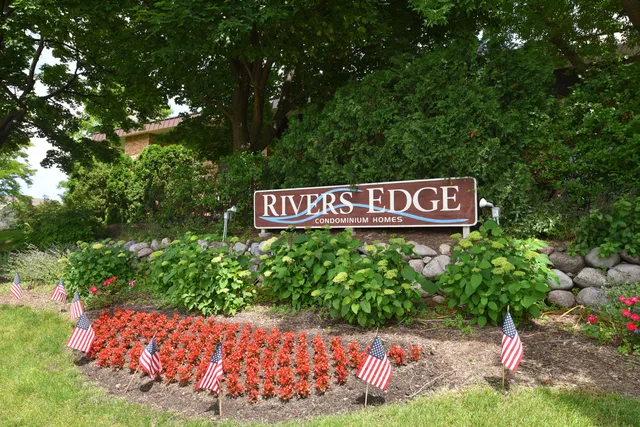 $79,900 | 4050 West Rivers Edge Circle, Unit 1, Brown Deer, WI 53209