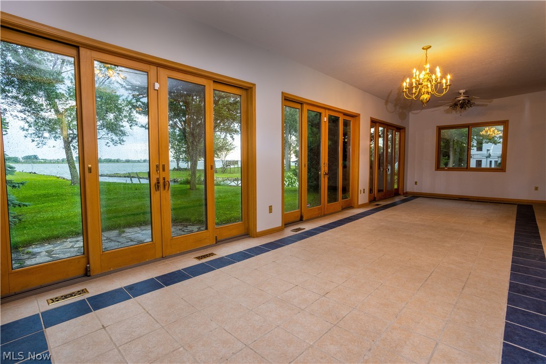 1415 Cedar Point Road Sandusky, OH 44870 - Photo 15 of 29