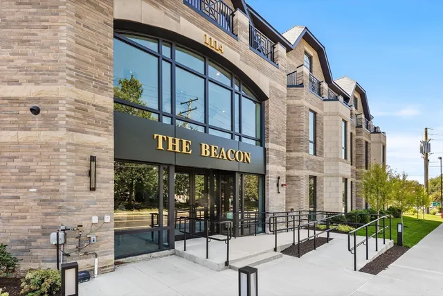 $8,500 | 1114 Beacon Street, Unit 101, Newton, MA 02461