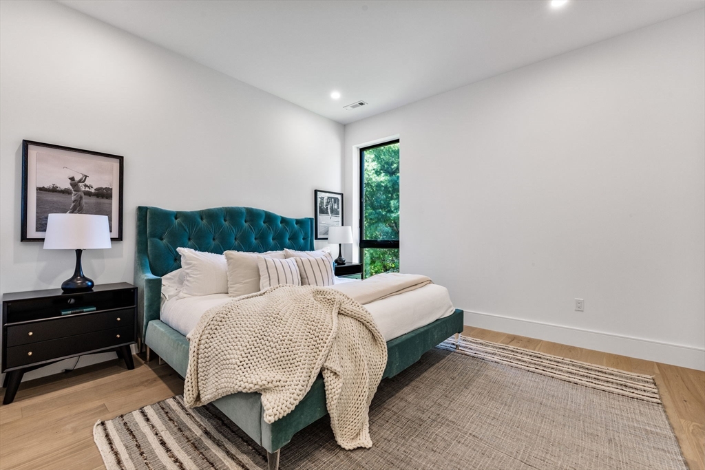 1114 Beacon Street, Unit 101 Newton, MA 02461 - Photo 23 of 39