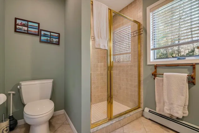 $1,799,000 | 6102 Lakeview Drive, Pocono Pines, PA 18350