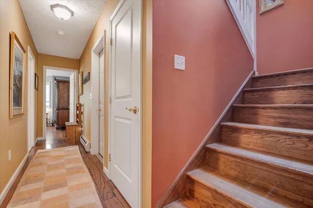 $1,799,000 | 6102 Lakeview Drive, Pocono Pines, PA 18350