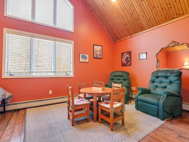 $1,799,000 | 6102 Lakeview Drive, Pocono Pines, PA 18350