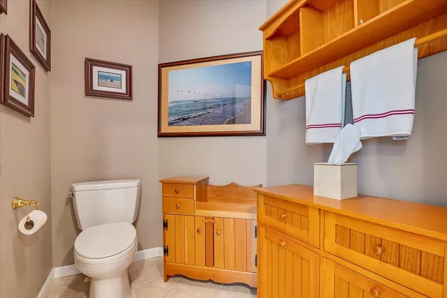 $1,799,000 | 6102 Lakeview Drive, Pocono Pines, PA 18350