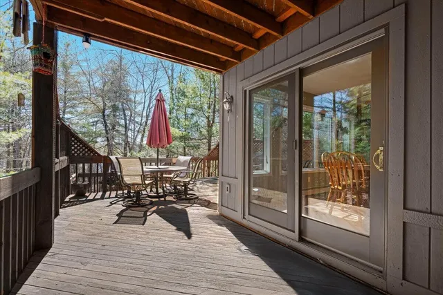 $1,799,000 | 6102 Lakeview Drive, Pocono Pines, PA 18350