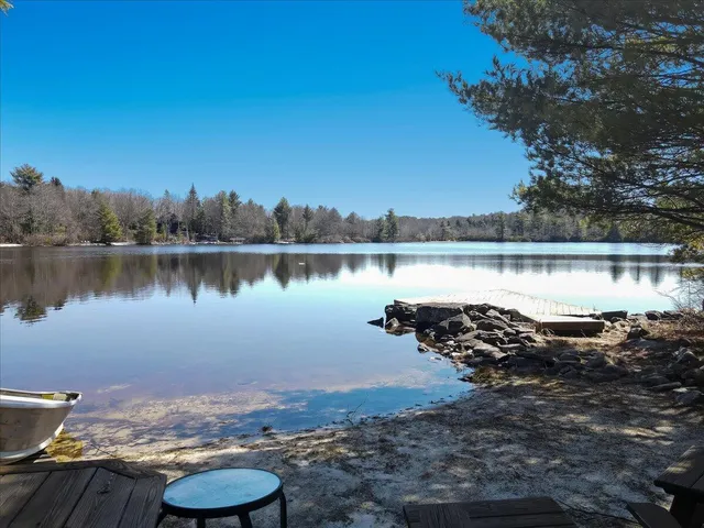 $1,799,000 | 6102 Lakeview Drive, Pocono Pines, PA 18350