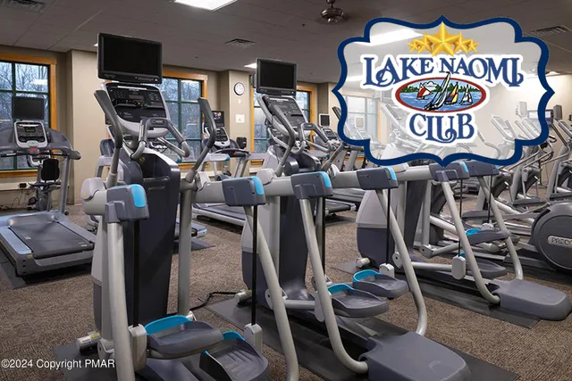 $1,799,000 | 6102 Lakeview Drive, Pocono Pines, PA 18350