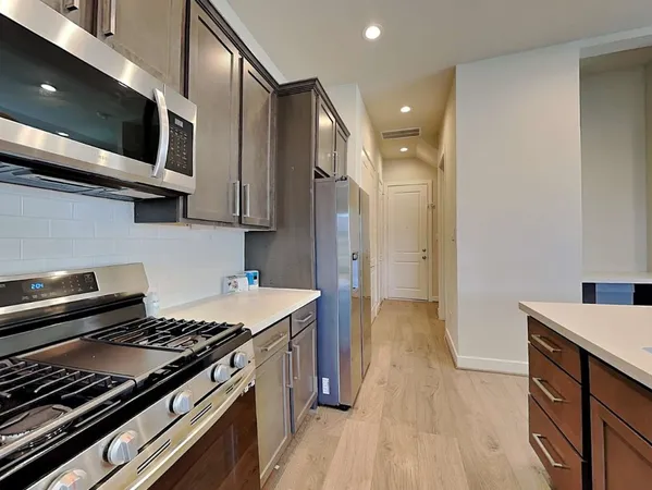 $2,349 | 12418 Cotton Lake Lane, Stafford, TX 77477