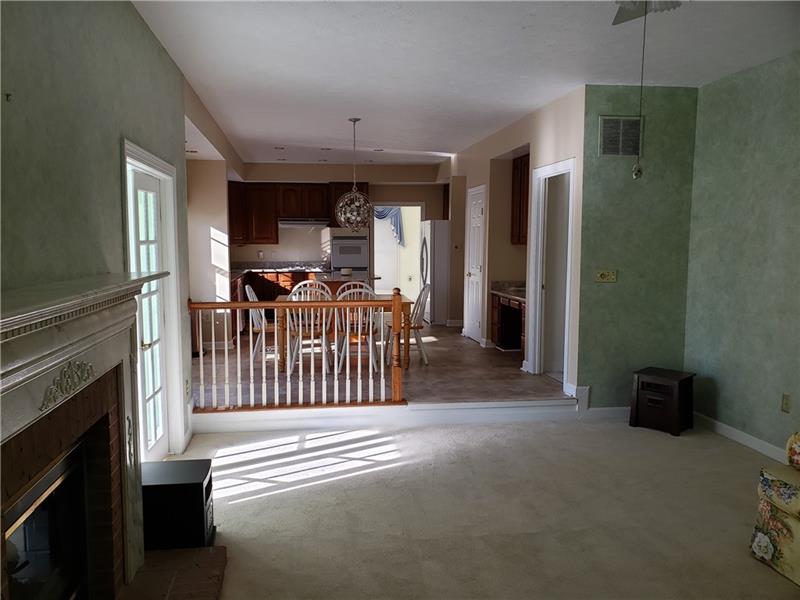369 Indian Ridge Drive Coraopolis, PA 15108 - Photo 13 of 25 Gallery Image 13