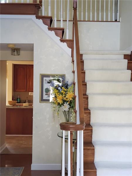 369 Indian Ridge Drive Coraopolis, PA 15108 - Photo 3 of 25 Gallery Image 3