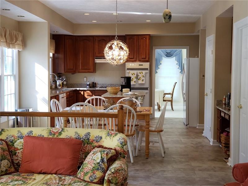 369 Indian Ridge Drive Coraopolis, PA 15108 - Photo 6 of 25 Gallery Image 6
