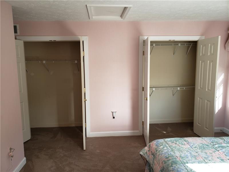 369 Indian Ridge Drive Coraopolis, PA 15108 - Photo 8 of 25 Gallery Image 8