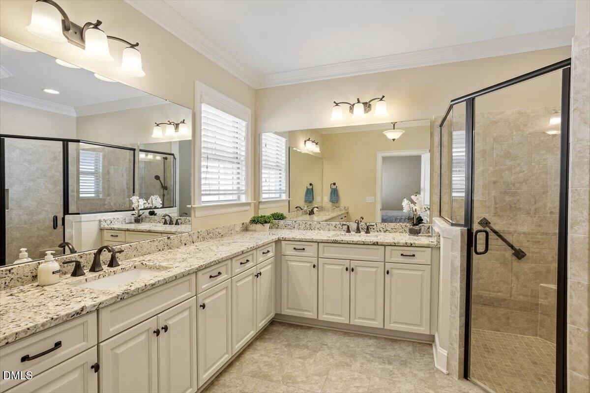 133 Beaufort Loop Clayton, NC 27520 - Photo 19 of 33 Primary Bath