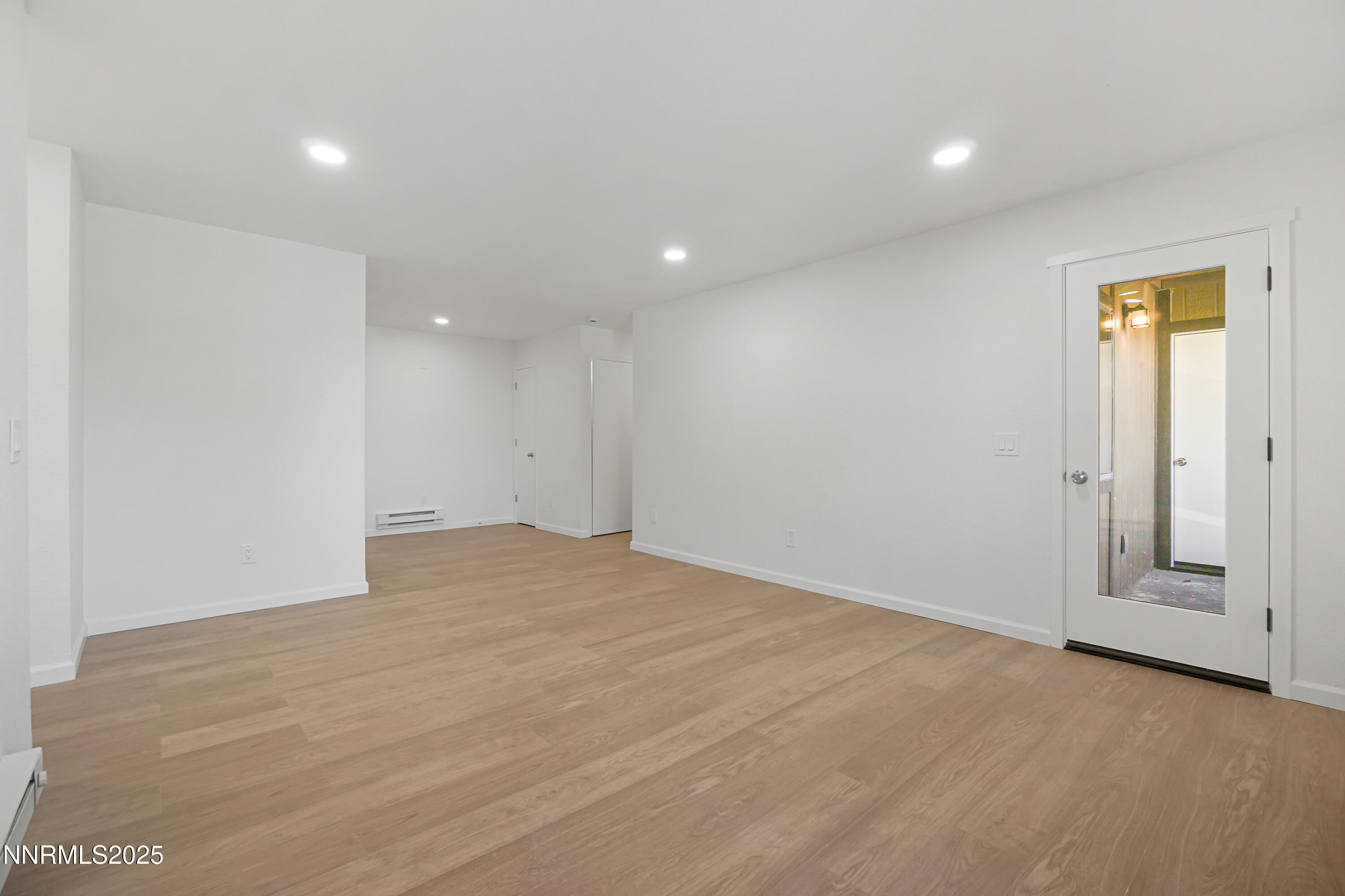 2085 Highview Court, Unit 1 Reno, NV 89512 - Photo 3 of 20 DSC03152 11