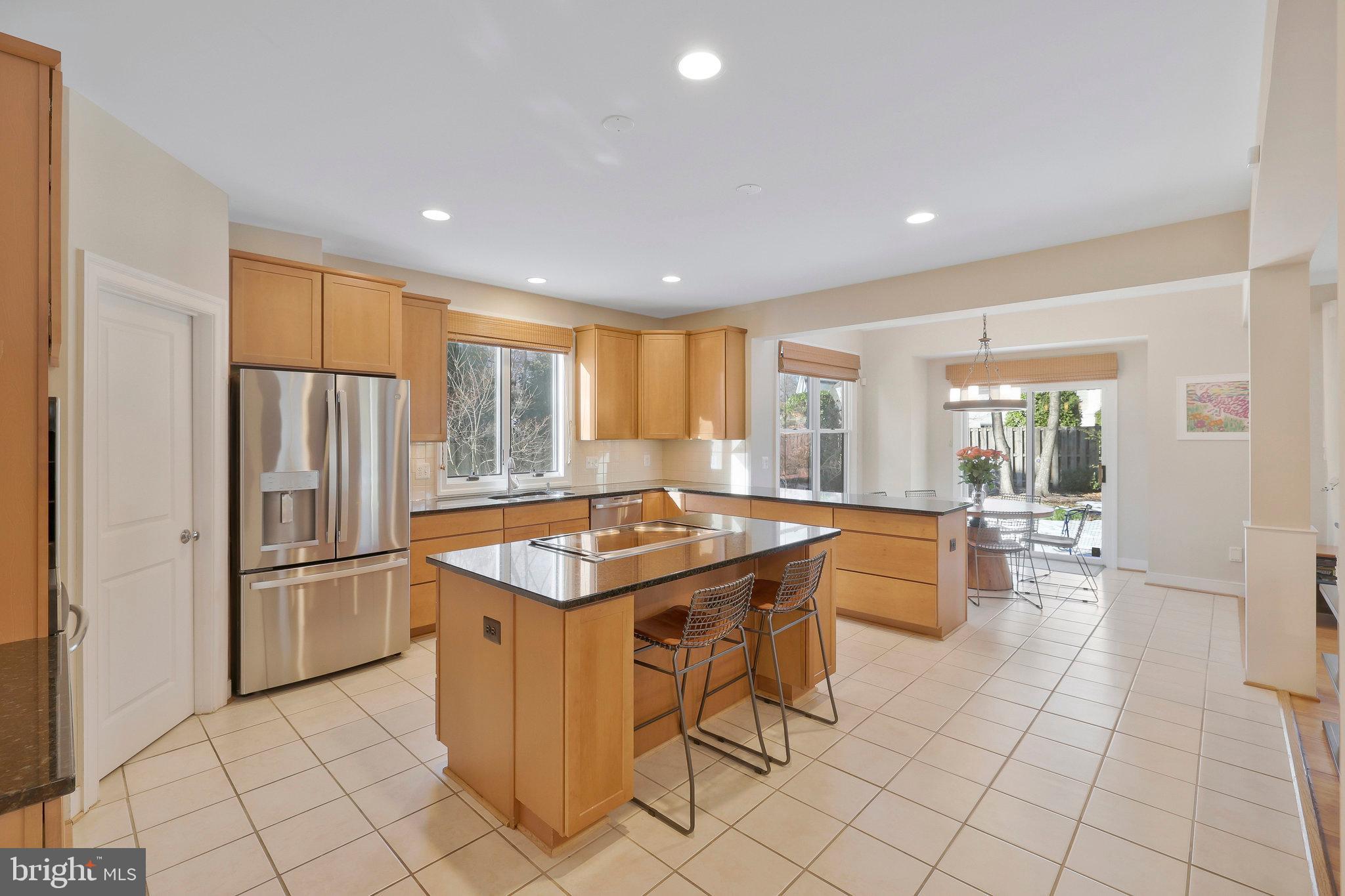 5922 Chesterbrook Road McLean, VA 22101 - Photo 26 of 82 Spacious Kitchen