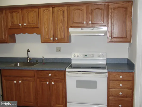 $2,250 | 3926 Wrexham Court, Bensalem, PA 19020