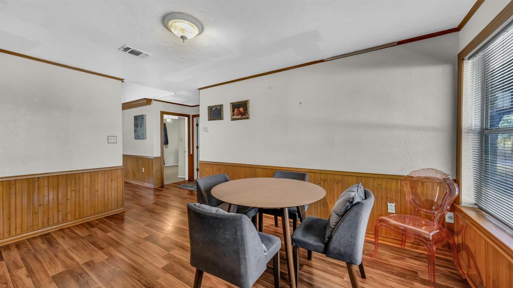 3200 Fairview Road Millsap, TX 76066 - Photo 15 of 33 a view of a room with furniture and wooden floor