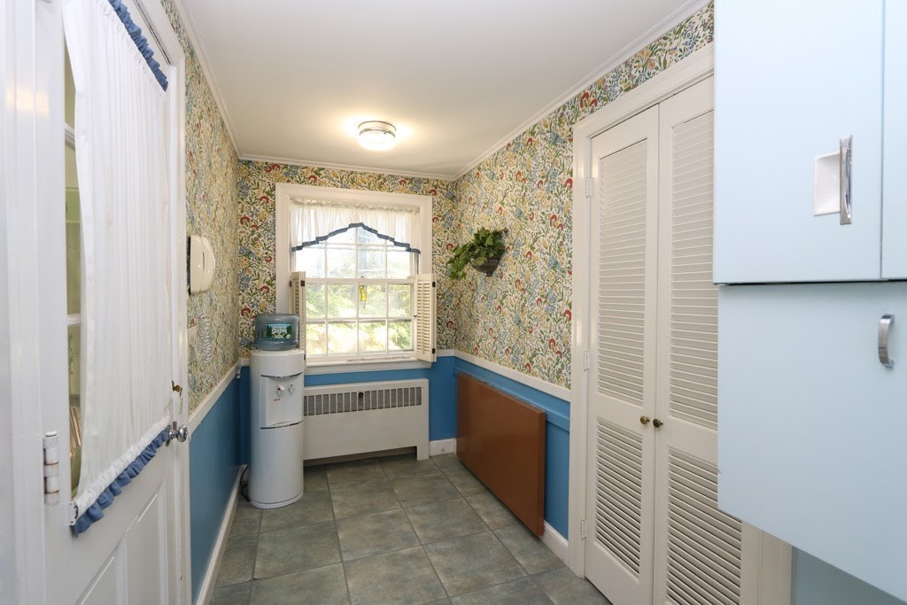 18 Columbine Road Weston, MA 02493 - Photo 7 of 22