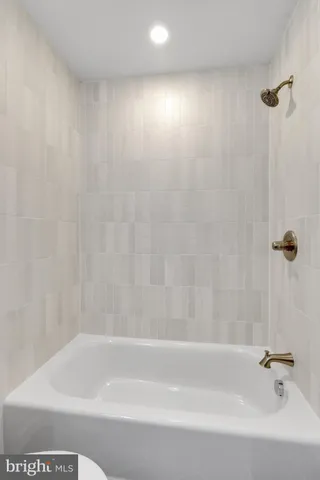 $1,895 | 1134 Pine Street, Unit 5, Philadelphia, PA 19107