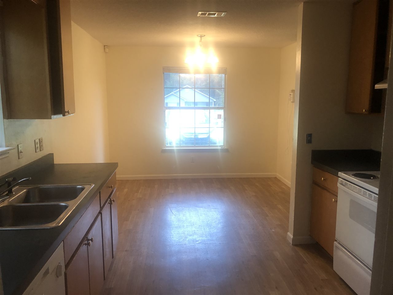 914 Crossway Road Tallahassee, FL 32305 - Photo 8 of 13