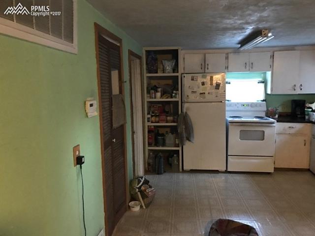 14145 Holmes Road Colorado Springs, CO 80908 - Photo 9 of 9 Gallery Image 9