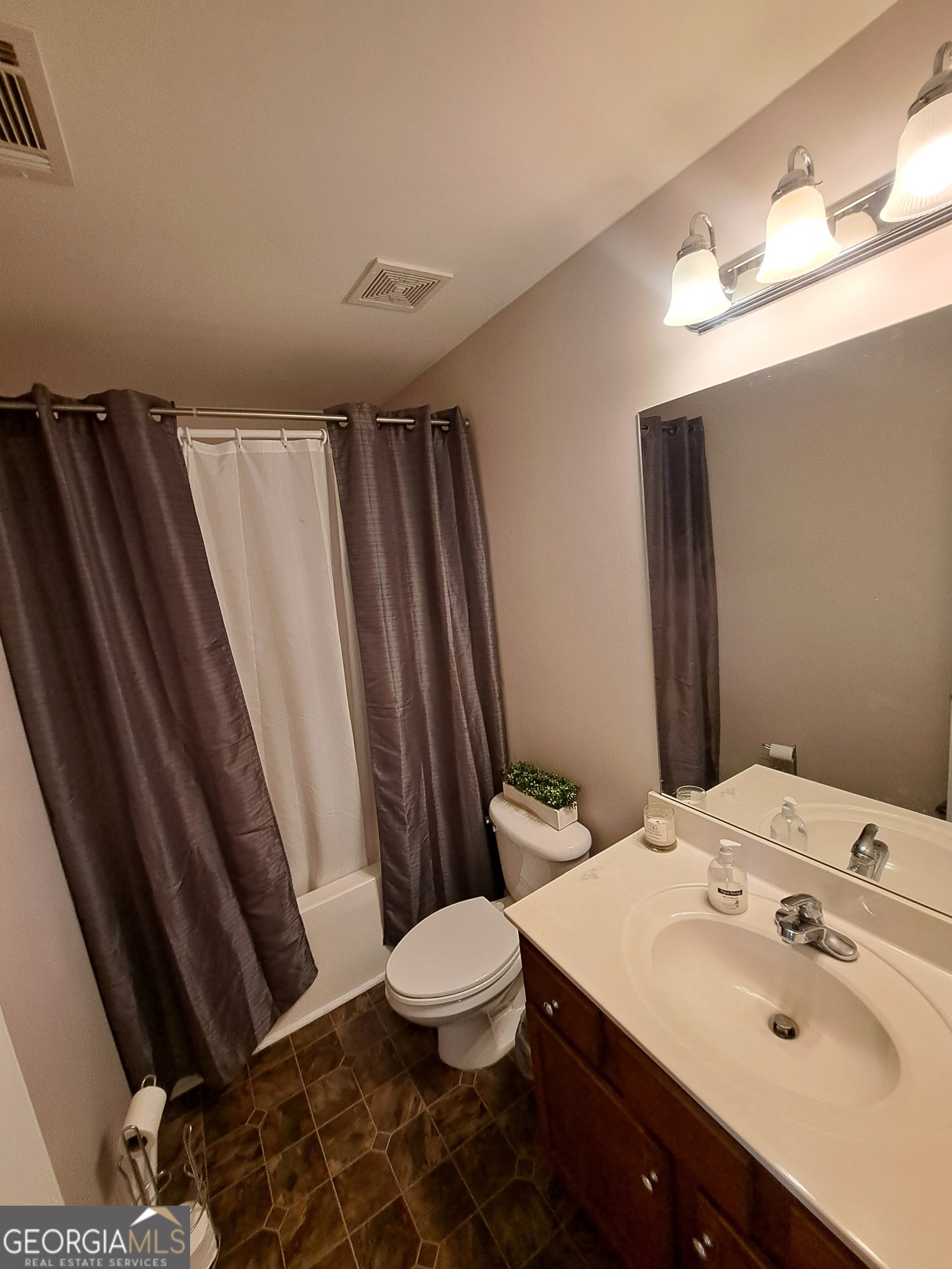 533 Edgewood Drive Athens, GA 30606 - Photo 14 of 18