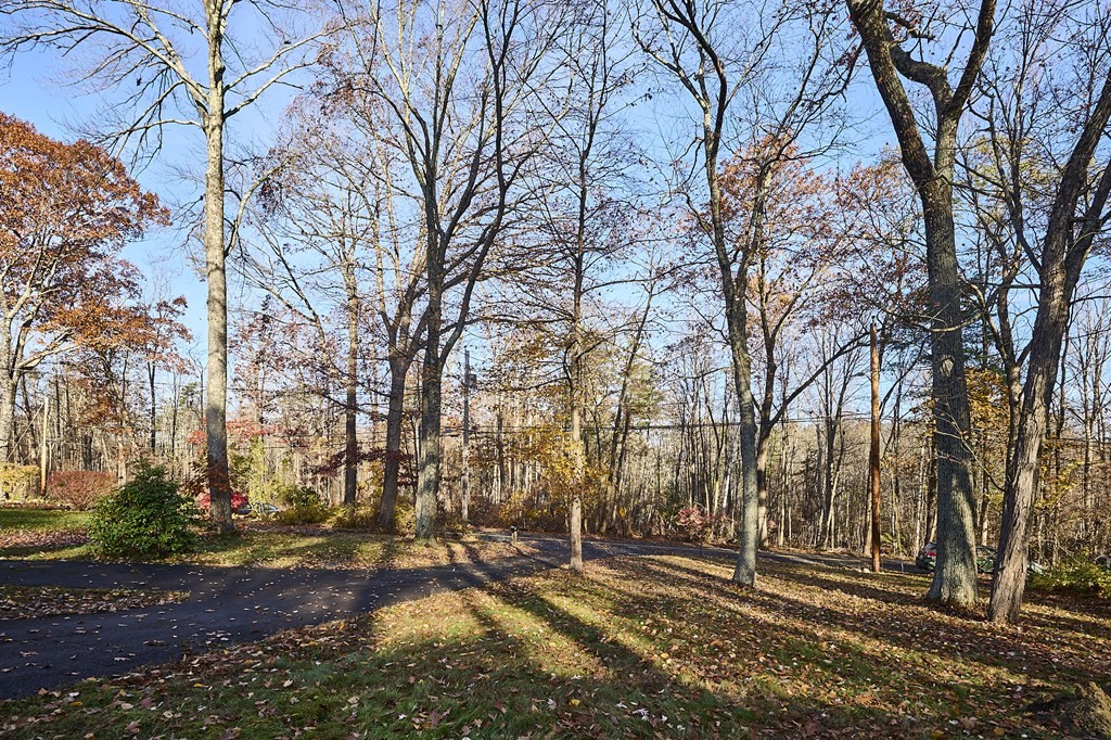 356 Chesterfield Road Northampton, MA 01053 - Photo 31 of 35