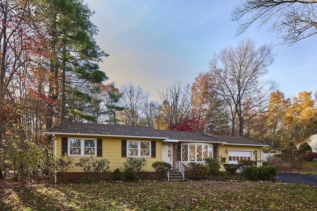 356 Chesterfield Road Northampton, MA 01053 - Photo 5 of 35