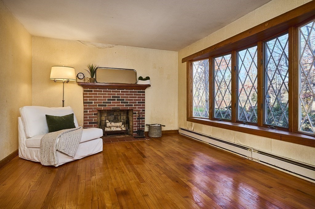 356 Chesterfield Road Northampton, MA 01053 - Photo 7 of 35