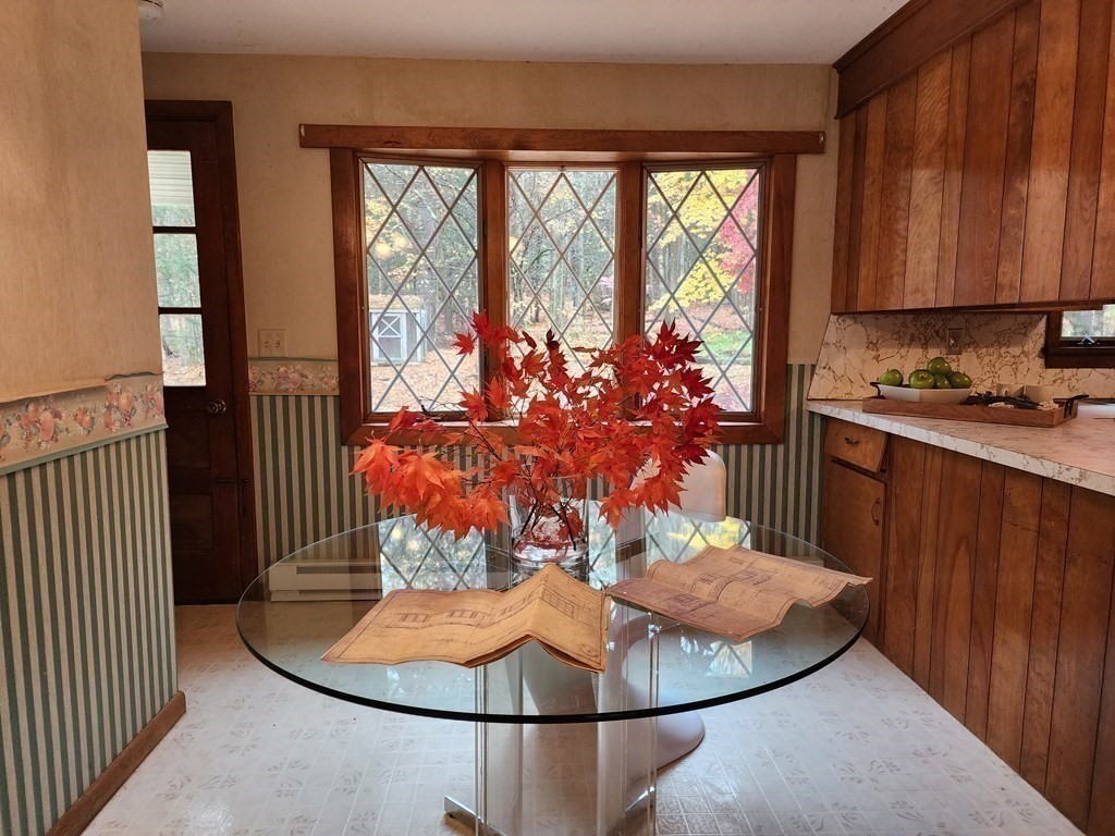 356 Chesterfield Road Northampton, MA 01053 - Photo 10 of 35