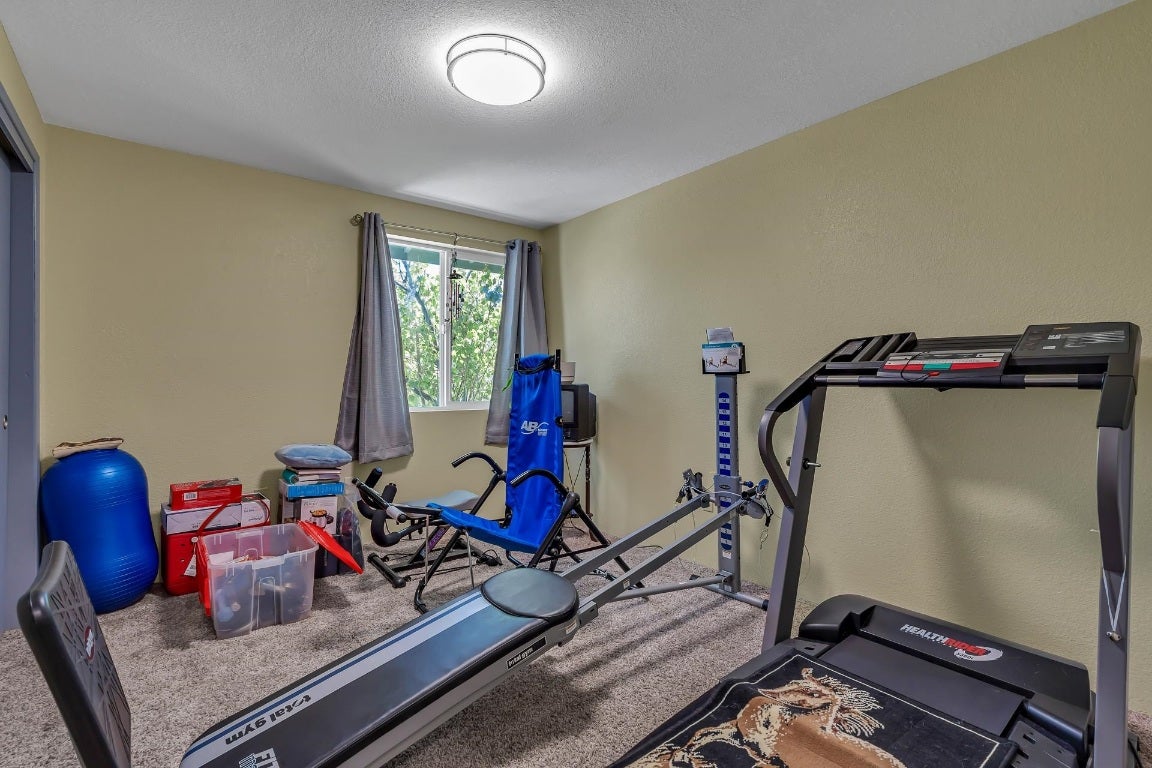 9121 Guys Gulch Road Yreka, CA 96097 - Photo 13 of 28 Gallery Image 13