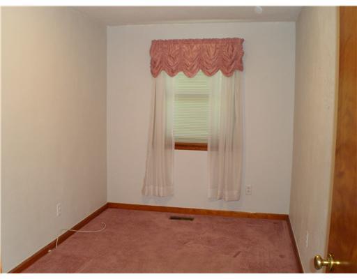 1736 Northgate Road Springfield, OH 45504 - Photo 3 of 10 Gallery Image 3
