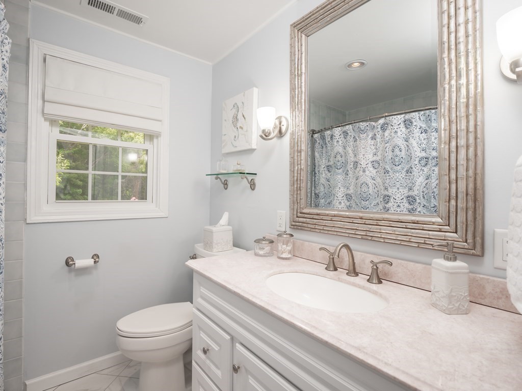 110 Hoyt Road Haverhill, MA 01835 - Photo 15 of 27 Gallery Image 15