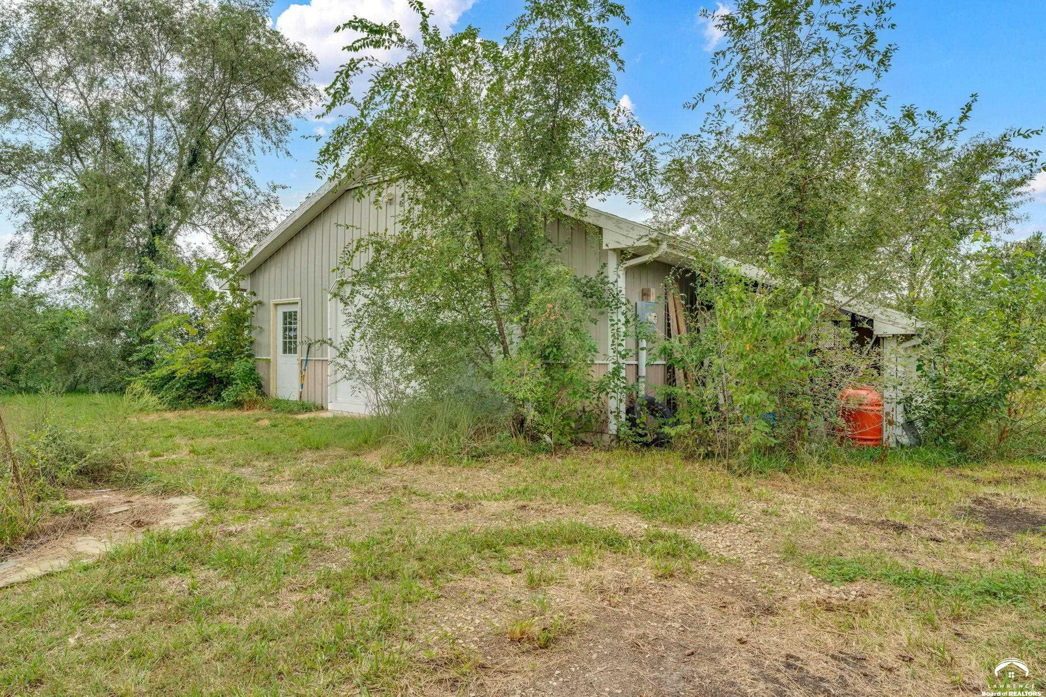 1058 East 932 Road Lawrence, KS 66047 - Photo 39 of 51 Gallery Image 39