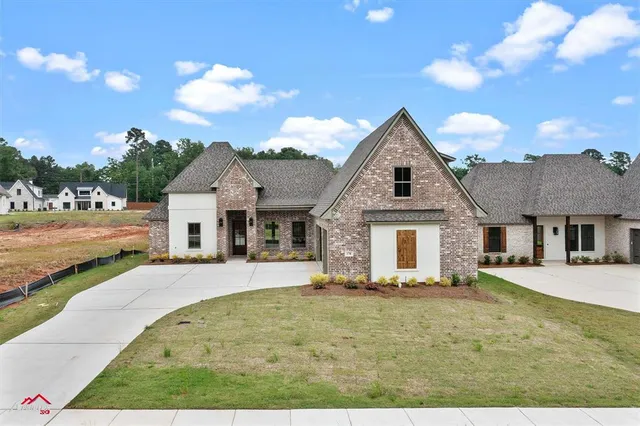 $575,000 | 178 Creston Lane, Shreveport, LA 71106