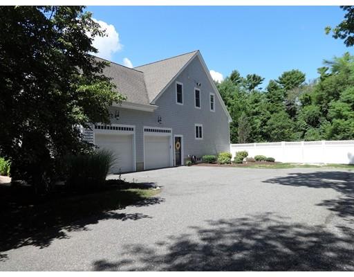 53 Marion Road Rochester, MA 02770 - Photo 3 of 30