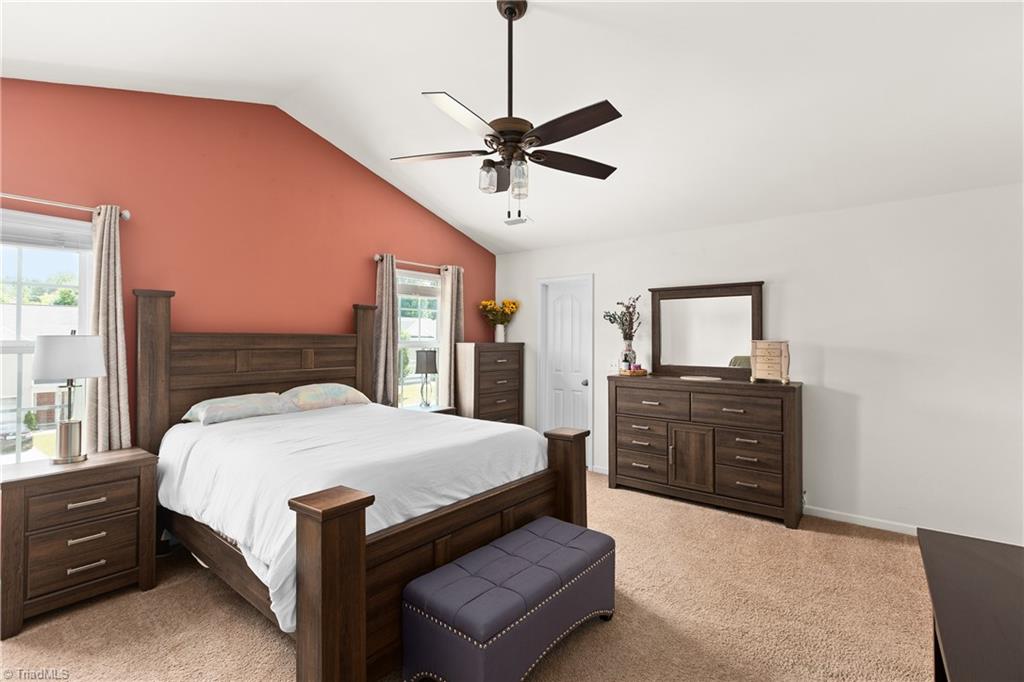 1671 Carthage Lane High Point, NC 27260 - Photo 8 of 17