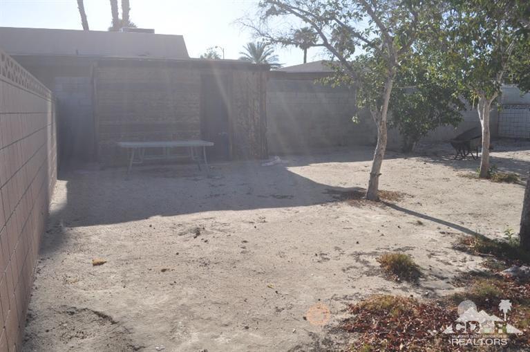 46531 Vargas Road Indio, CA 92201 - Photo 11 of 18 a backyard of a house