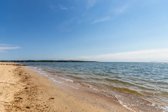 $395,000 | 21 Bayview Street, Wareham, MA 02571