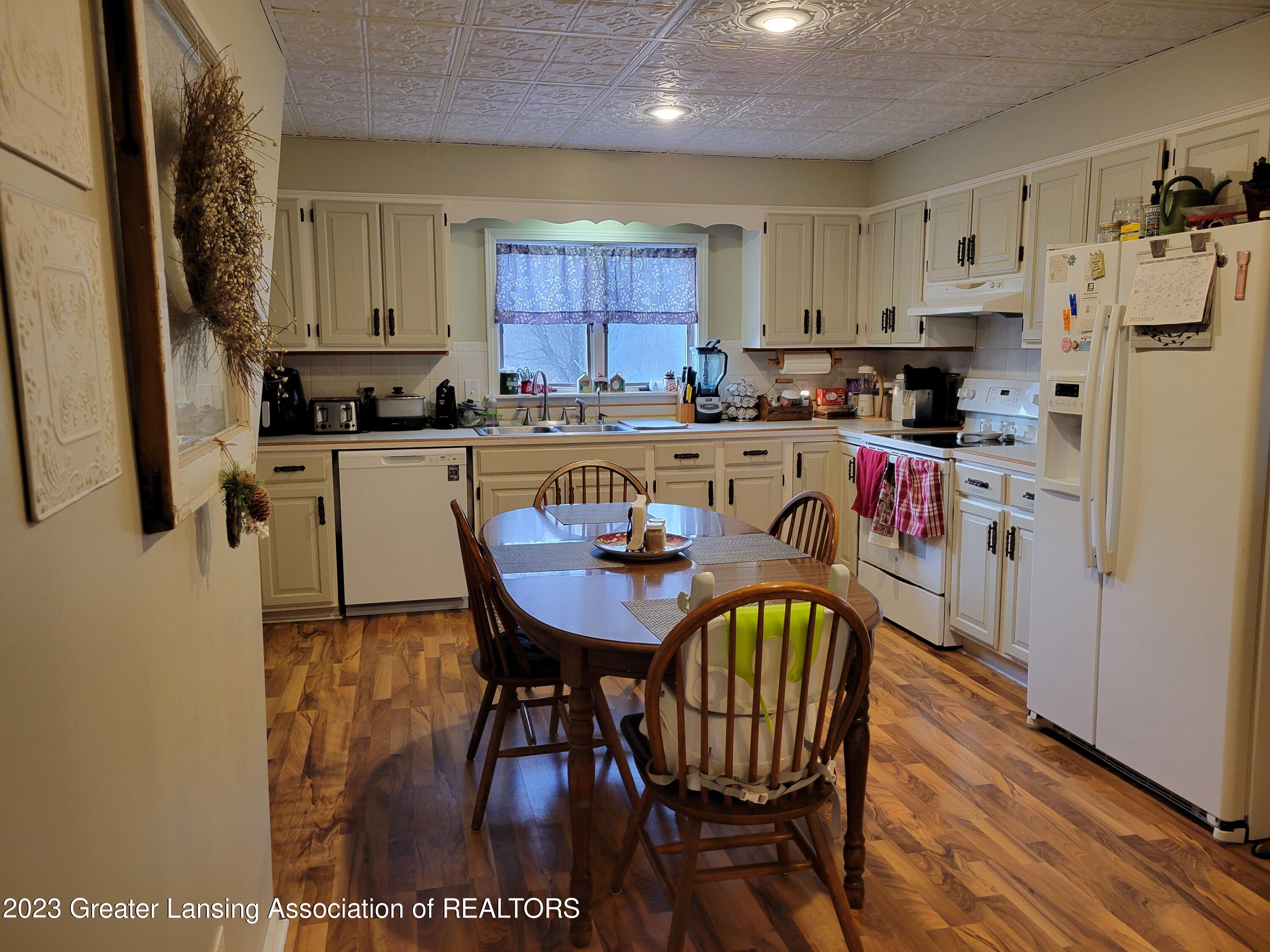 4350 West Hibbard Road Owosso, MI 48867 - Photo 13 of 46 20231215_160926