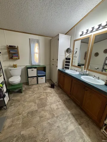 $269,000 | 5180 East 1200 South, Haubstadt, IN 47639