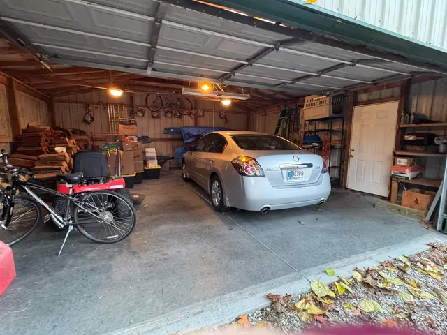 $269,000 | 5180 East 1200 South, Haubstadt, IN 47639