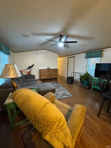 $269,000 | 5180 East 1200 South, Haubstadt, IN 47639