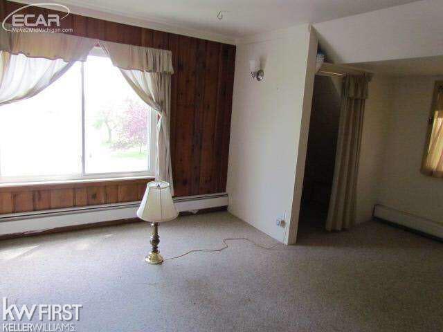 8038 Corunna Road Flint, MI 48532 - Photo 3 of 21 21146908-2.JPG